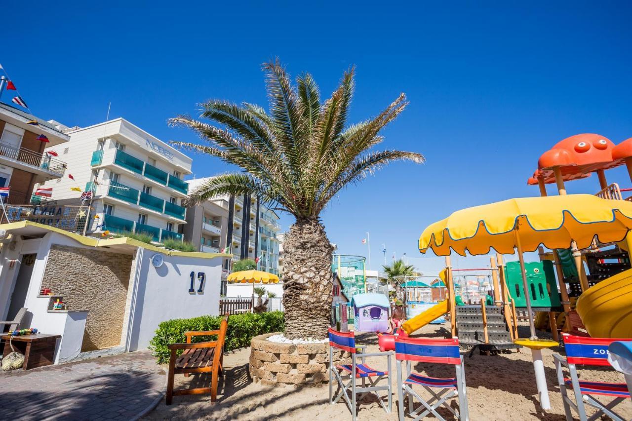 Hotel Nobel Gabicce Mare Exterior photo